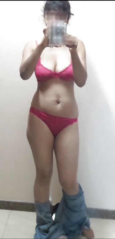 XXX Desi Showing Assets 51