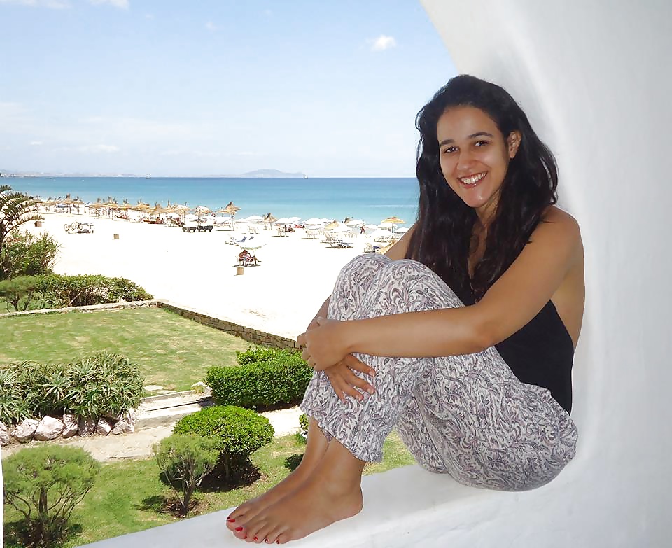 XXX Arab beurette feet pieds