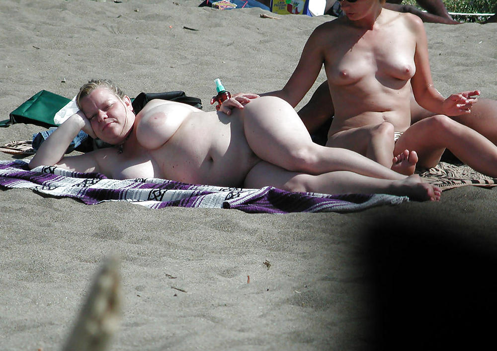Chubby otngagged voyeur amateur