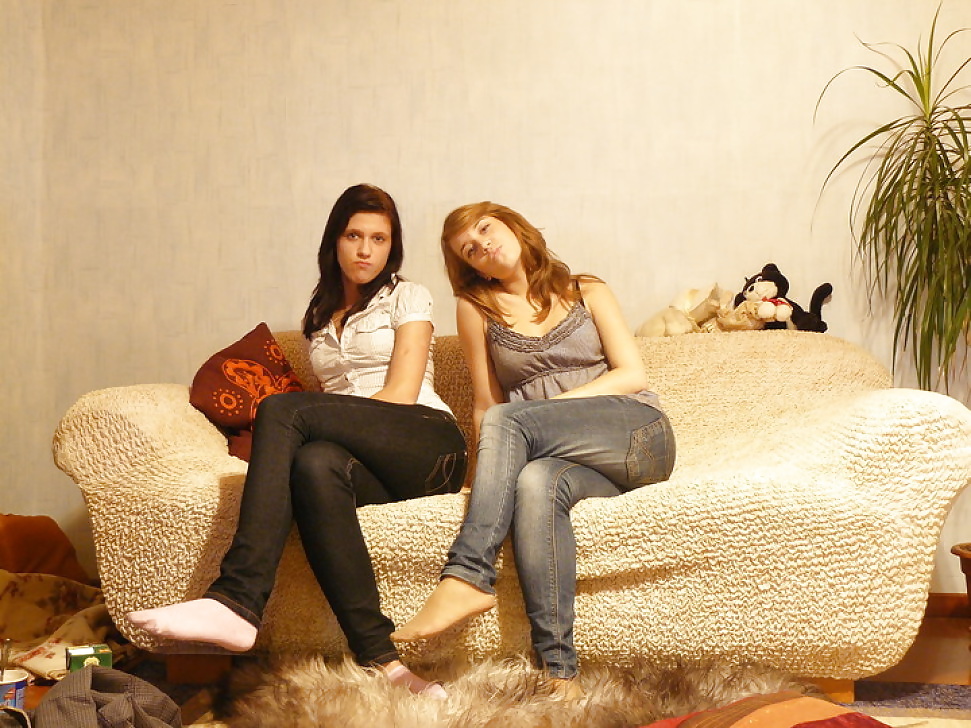 XXX Nylon under Hose -