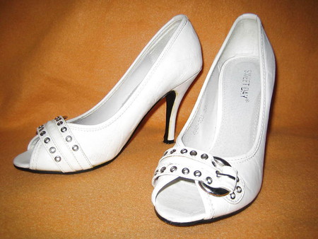 Neighbours wifes heels!!!