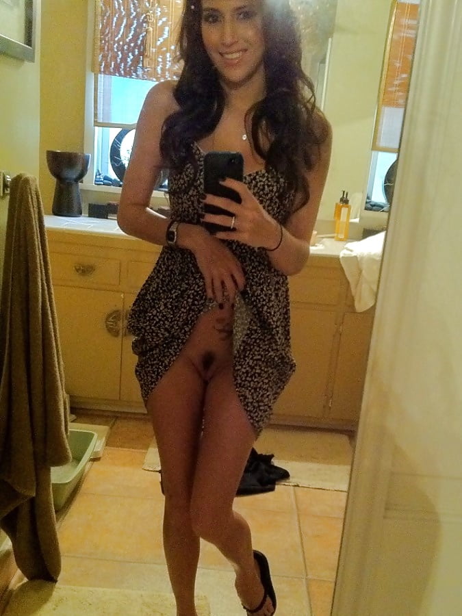 XXX Selfie Amateur Sluts! - vol 205!