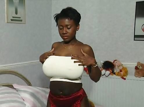 XXX Busty Ebony Babes From SmutDates.com