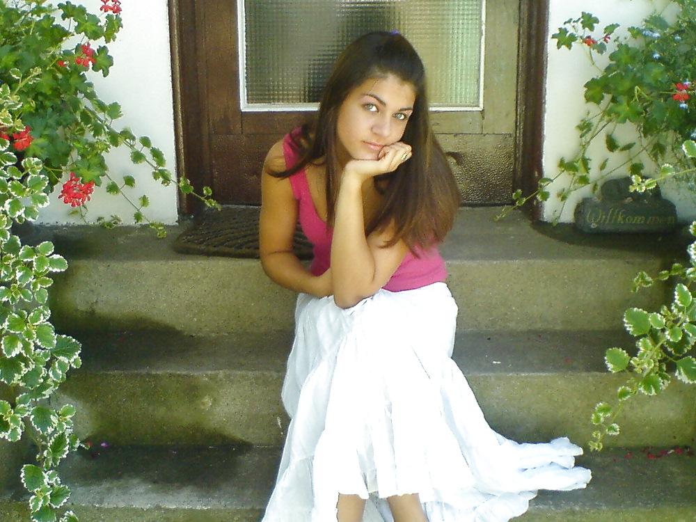 XXX Pretty Amateur Saaba