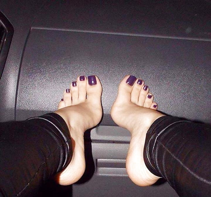 XXX Nice Feet --- FaceBook