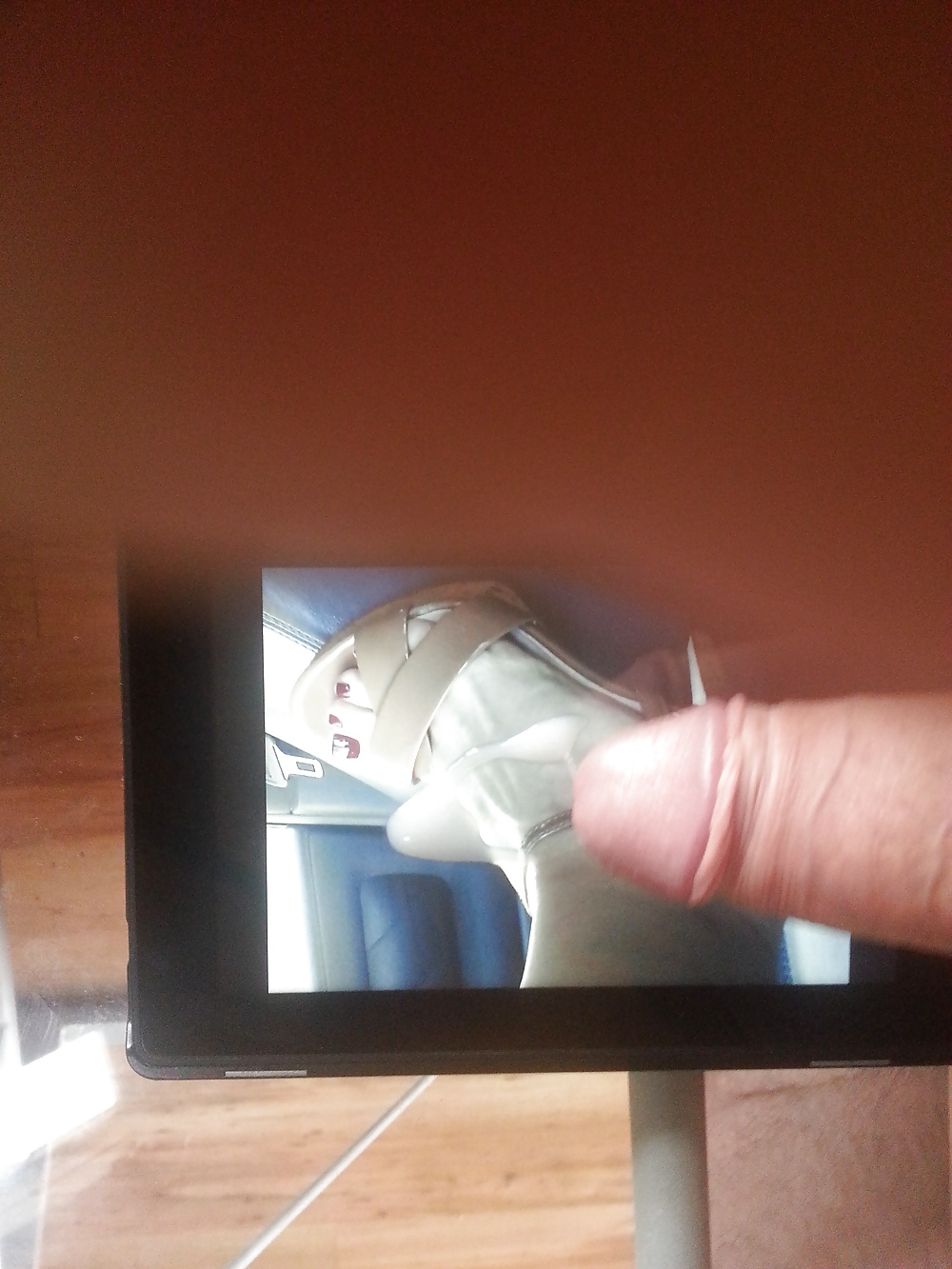 XXX Cum Tribute PlatformHighHeels