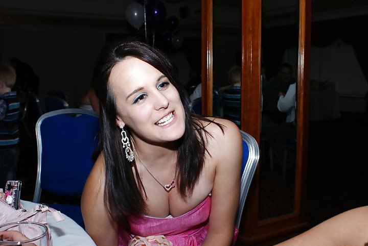 XXX Emma for fakes, comments and tributes!