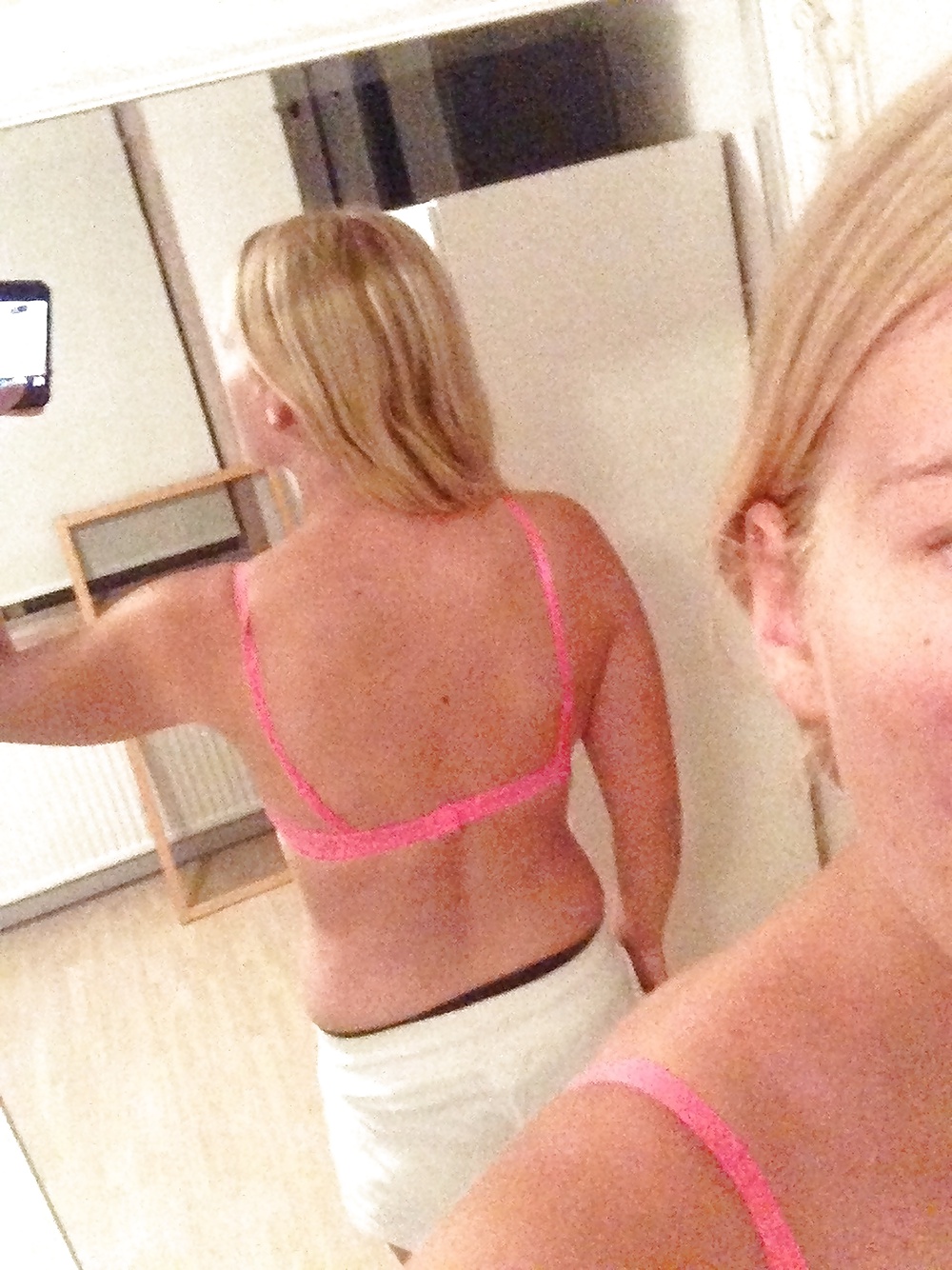 XXX Set 01 - Blondine