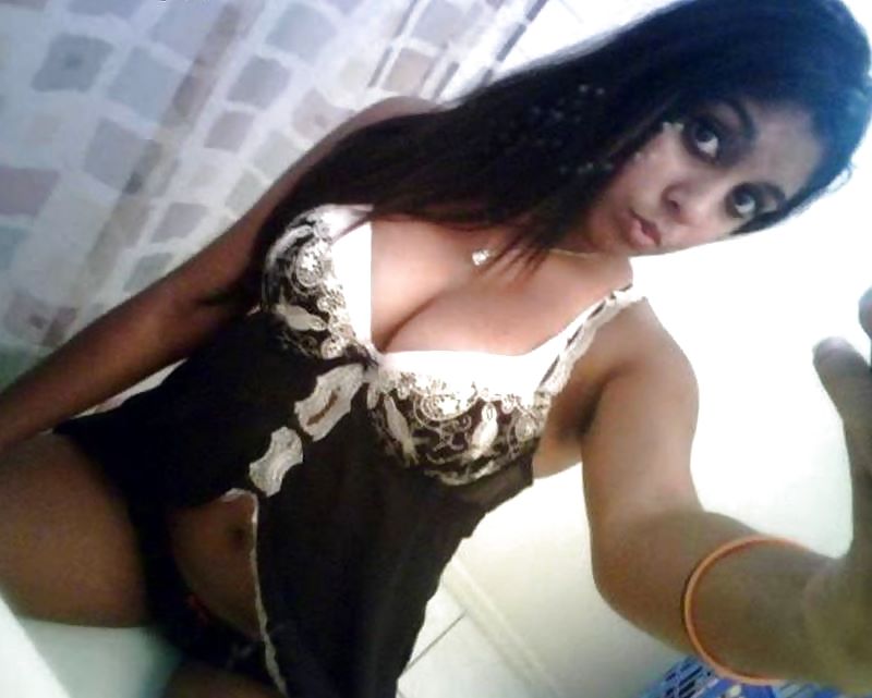 XXX Naughty desi babe - coolbudy