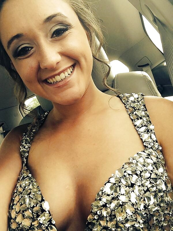 XXX hot college slut Kate exposed