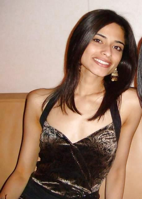 XXX INDIAN GIRLS ARE SO SEXY I