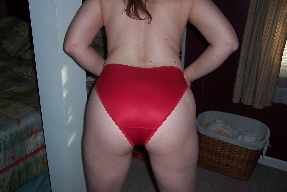 XXX pantys red