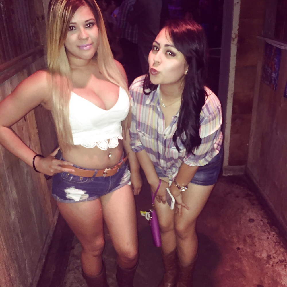 XXX Thick N' Stacked Latinas