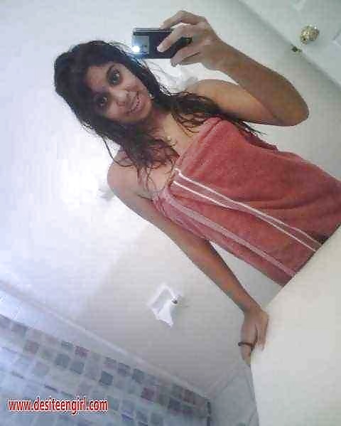 XXX Gorgeous desi girl 2