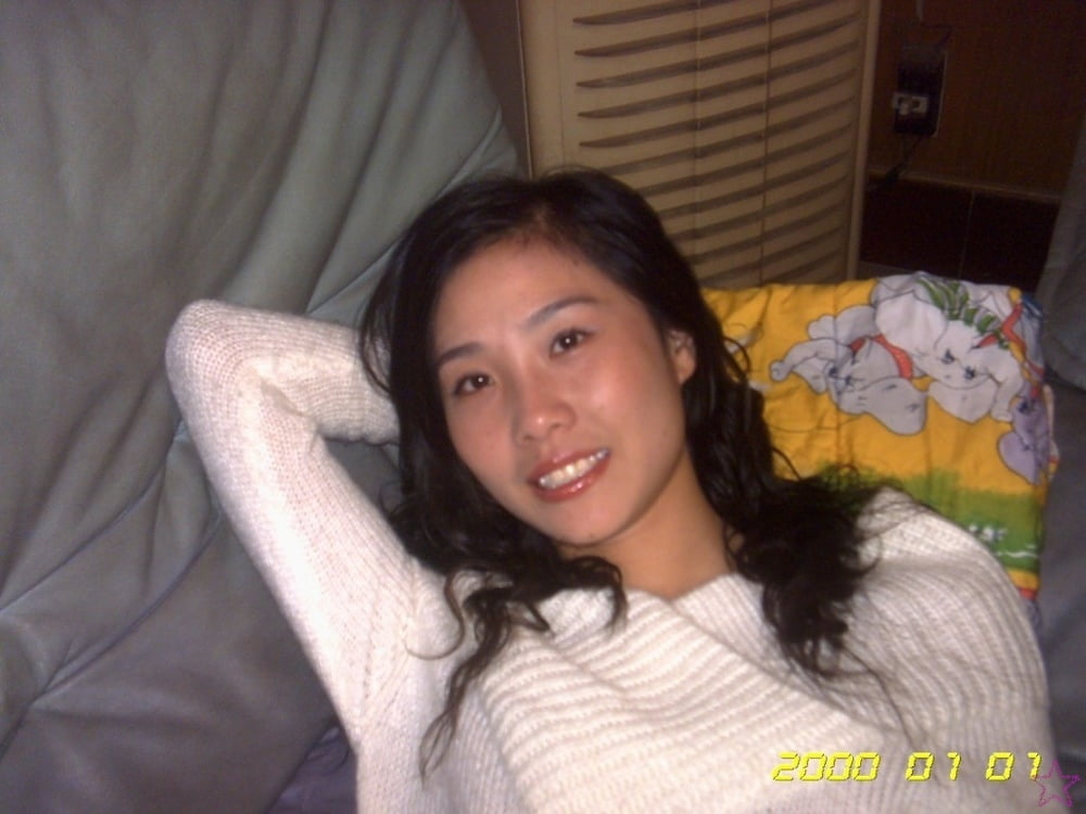 Asian Girl Exposed - 32 Photos 