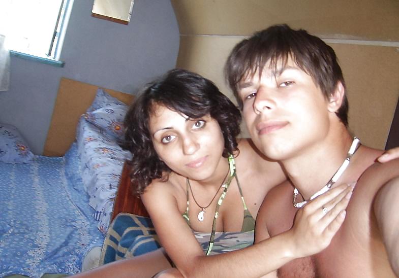 XXX Sweet Amateur Teen Couple - Turkish girl and Russian boy