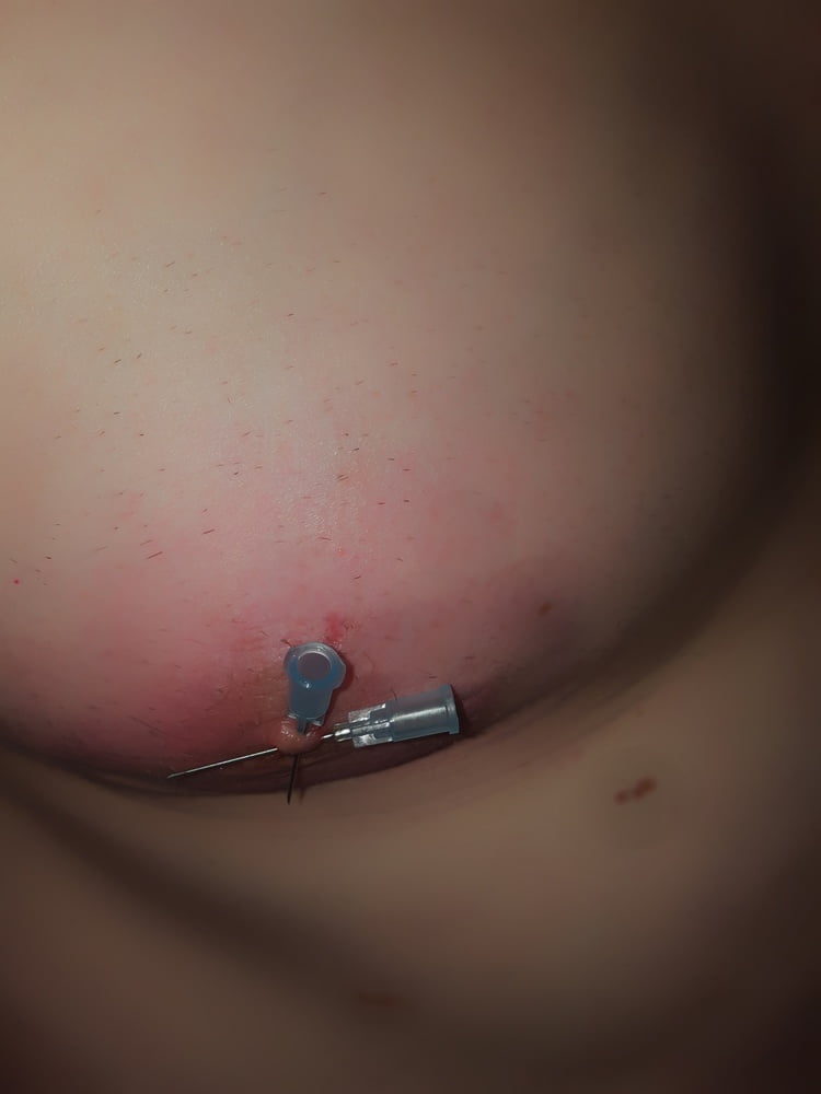 Nippel folter Breast torture