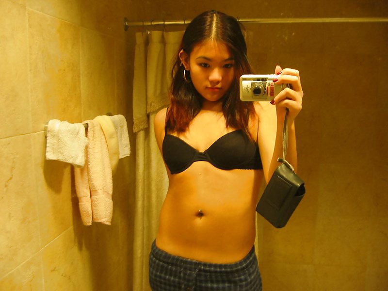 XXX Amateur Selfies 6