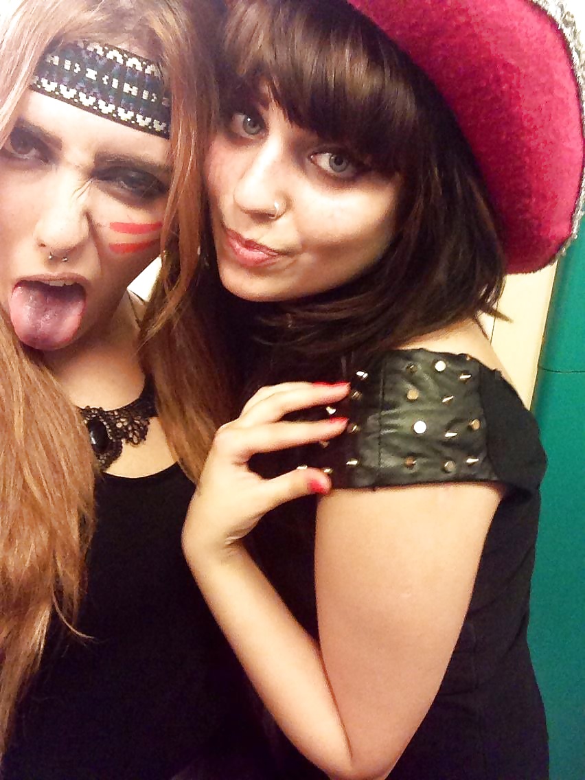 XXX UK Facebook Sluts vol 12 - Neveen