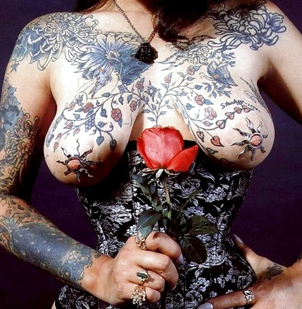 XXX Tattooed woman