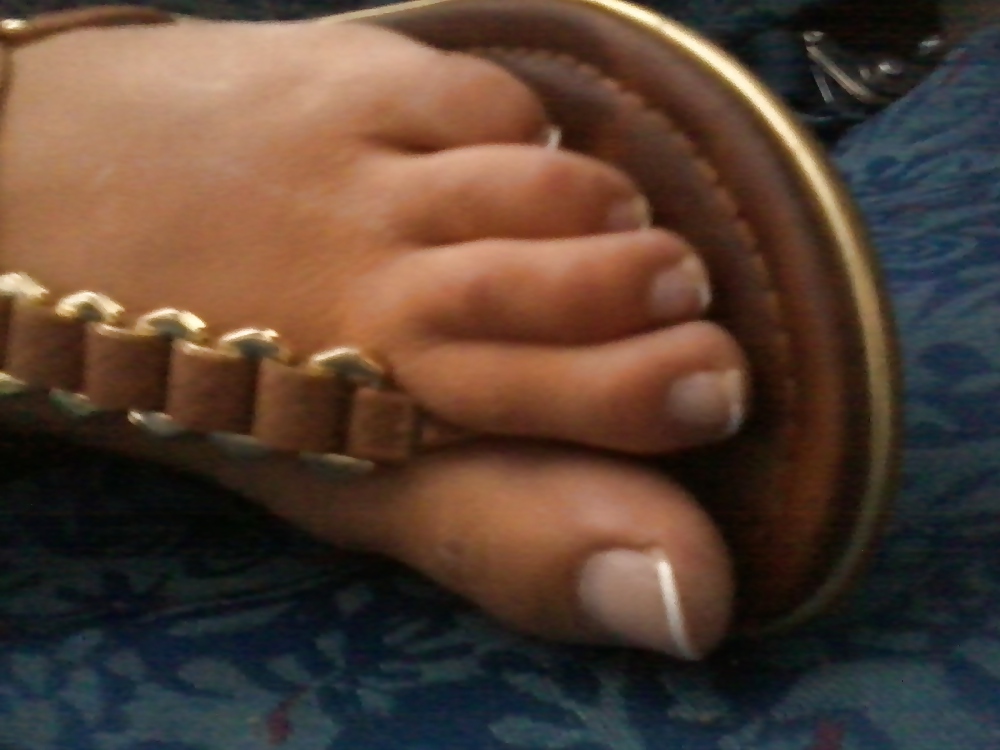 XXX arab hot feet yumy toes
