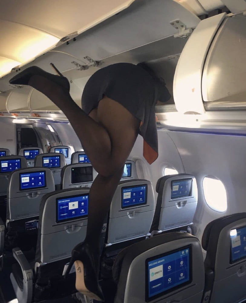 Mature Flight Attendants in Tights - 140 Photos 