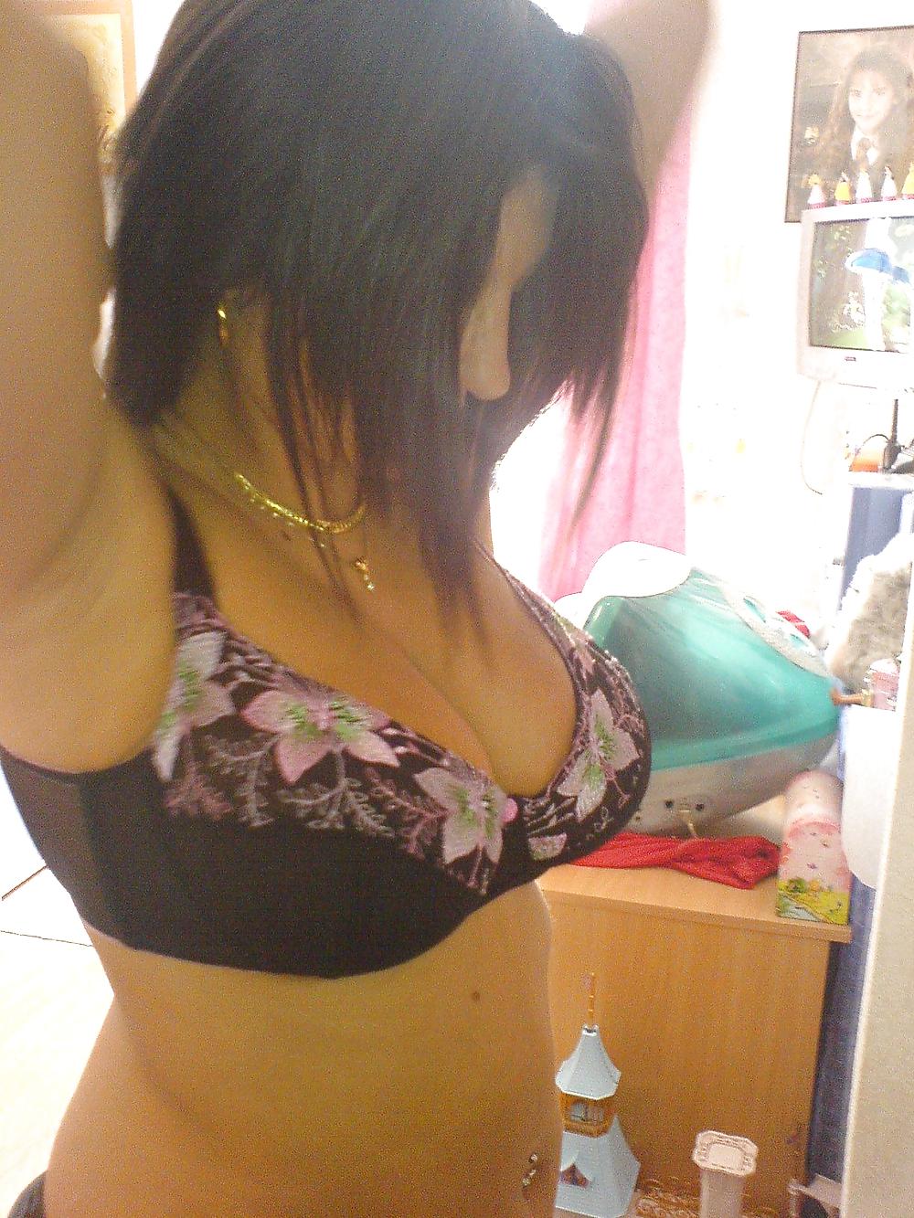 XXX SmutDates.com Username 'SantaMonicaMom'