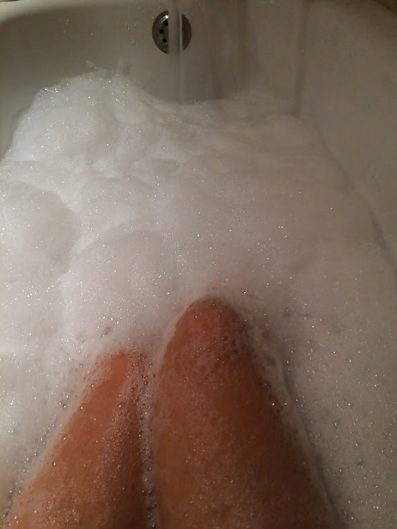 XXX asian teen slut bubble bath