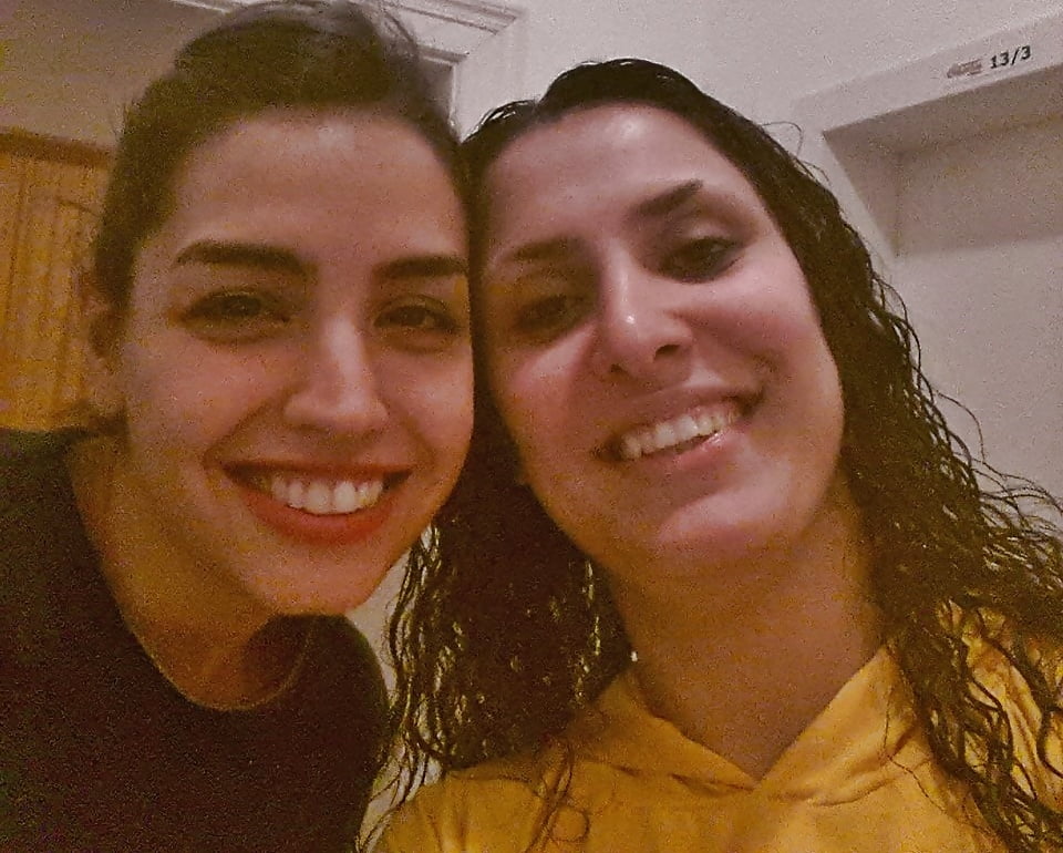 XXX feut sich wenn sie Schwanz blasen darf