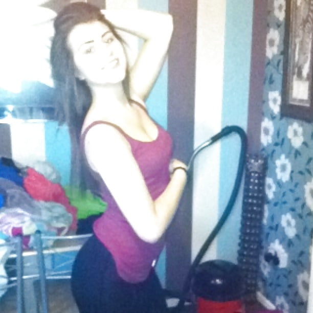 XXX UK SLAG: Demi Leigh Birchall