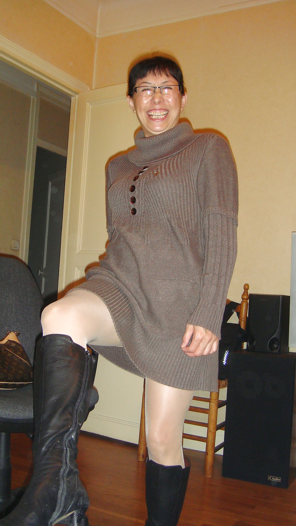 XXX CHINESE SACHA TO TRIBUTE