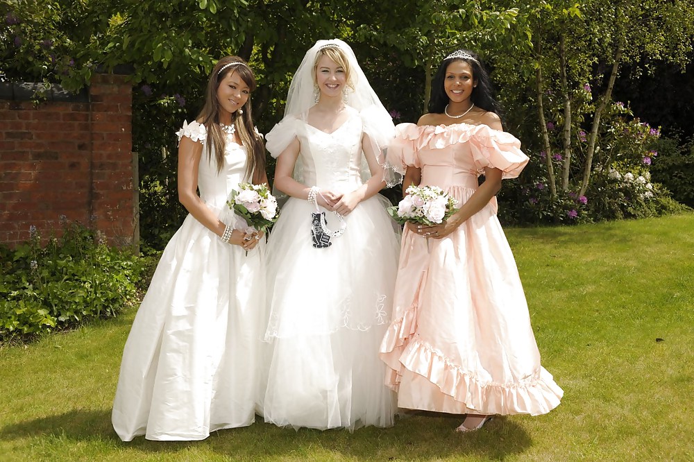 XXX Wedding Girls