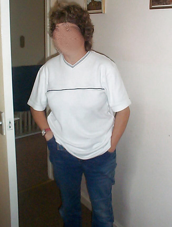 XXX flashing in doors and out