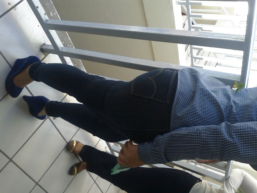 XXX camel toe big ass and mor