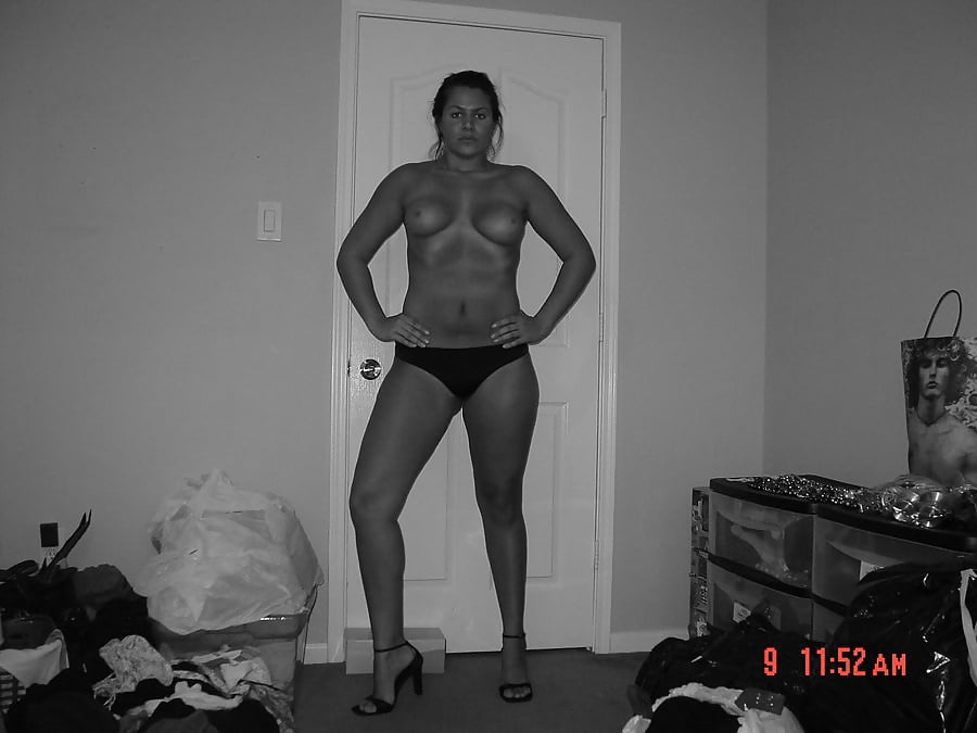XXX Busty amateur girl hot selfshot nude photos