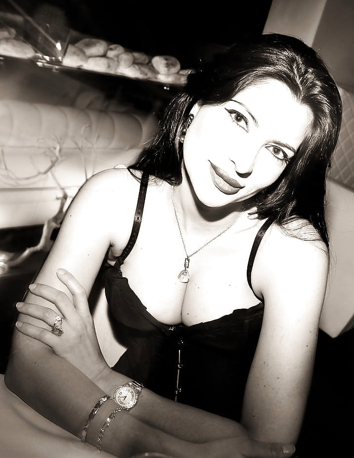 XXX Private parties - mature women only (IV)