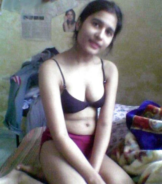 XXX Indian Girl Exposing