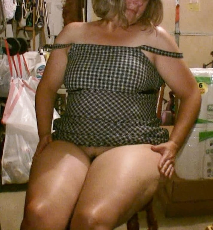 XXX Curvy Amateur MILF Hot Mom Chubby Horny BBW Blonde Big Tits