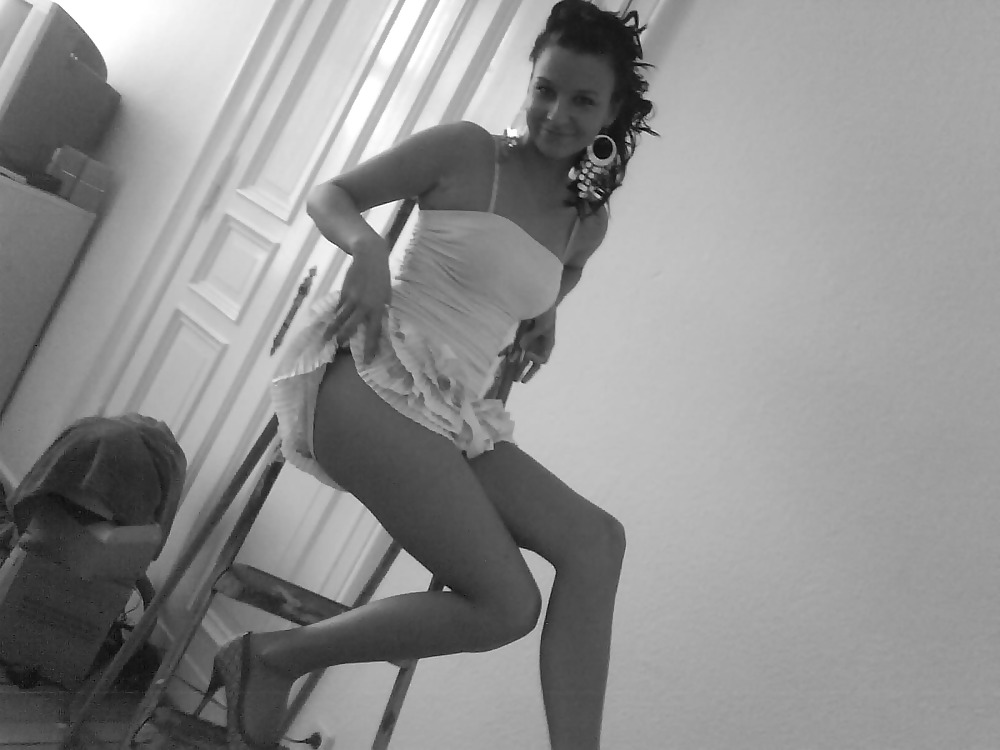 XXX Ich in Schwarz-Weiss -Larissa-