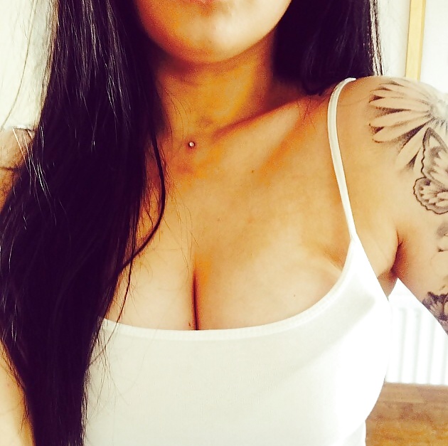 XXX Black Haired british slags