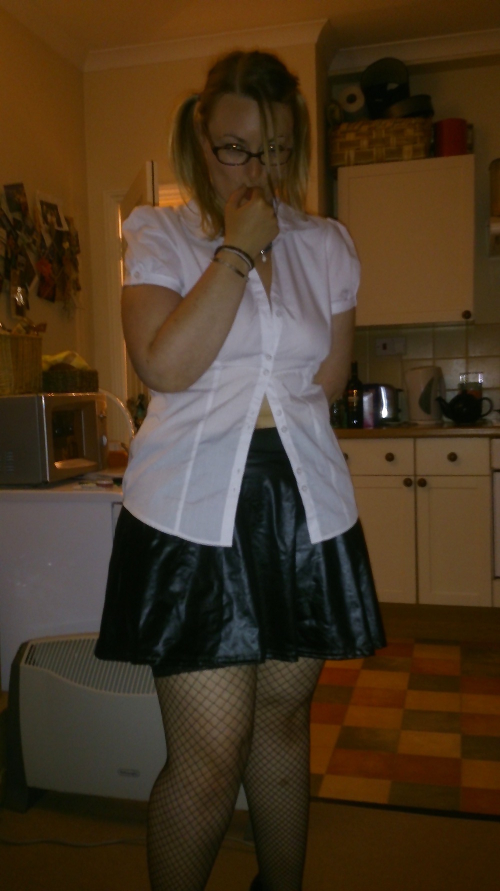 XXX Tributes for 32yo Ex-GF - she wants to see your cum!