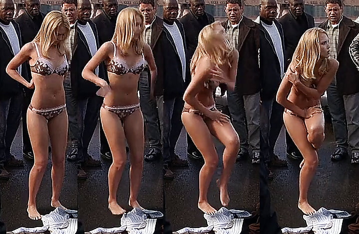 Ver Jessica Alba - Embarrassed in Underwear and Nude - 2 fotos en