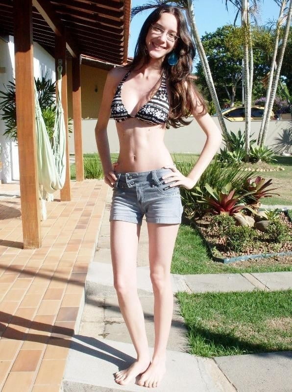 XXX Latina teen