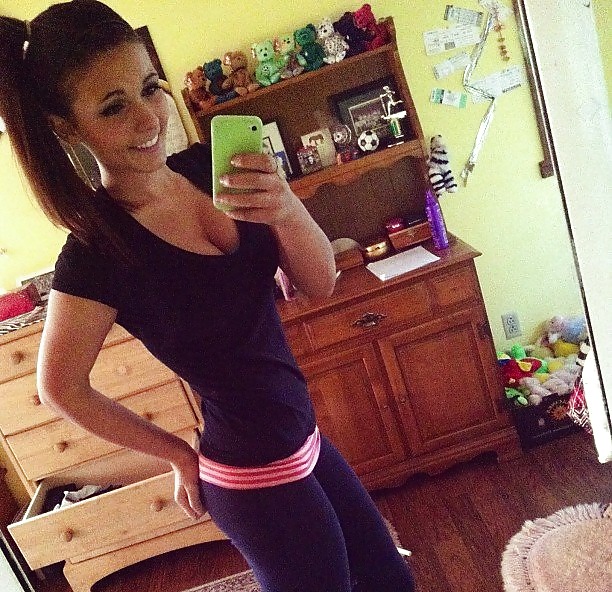 XXX Young & Cute - Yoga Pants Edition