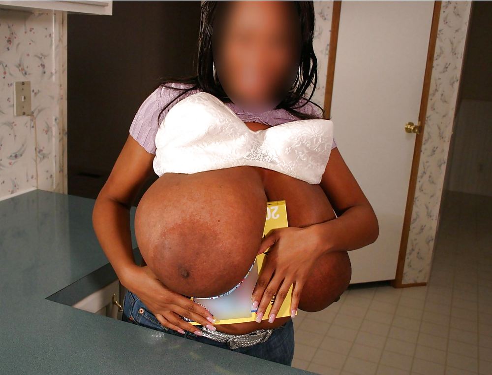 XXX Udders - big & natural 8