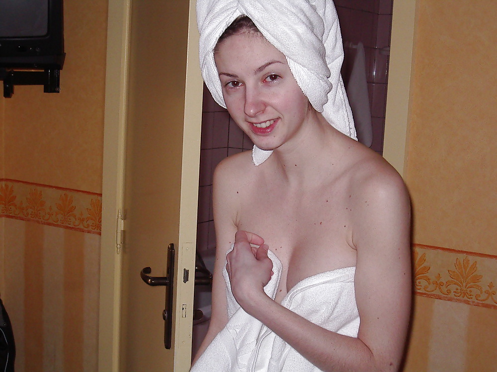 XXX Meine Sophie am duschen