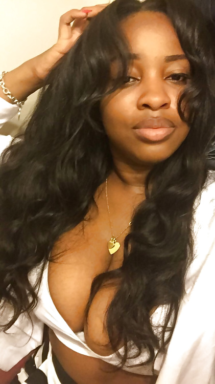 XXX Black Women: Selfies 3