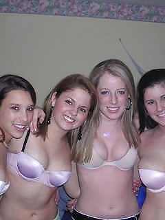 XXX Bra babes