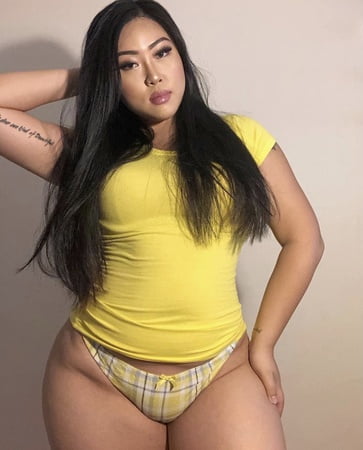 thick asian beauty         