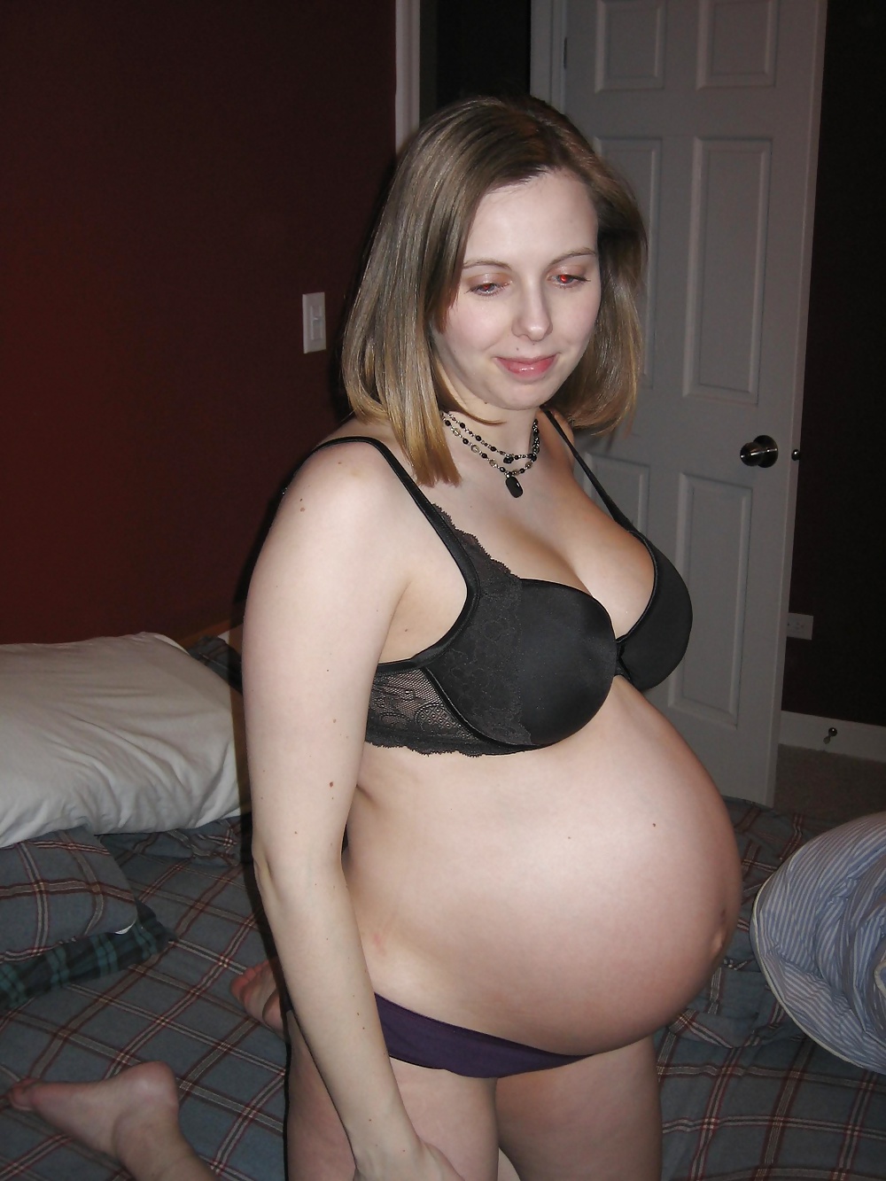 XXX PREGNANT big belly strech marks panties amateur wives